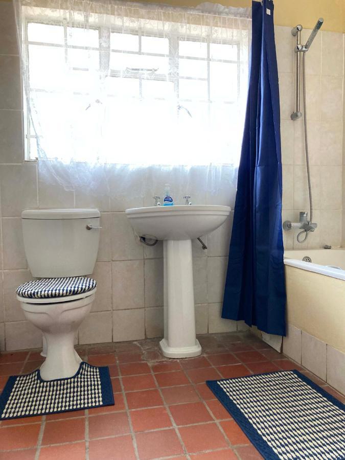 Khemsbok Kalahari Homestead מראה חיצוני תמונה